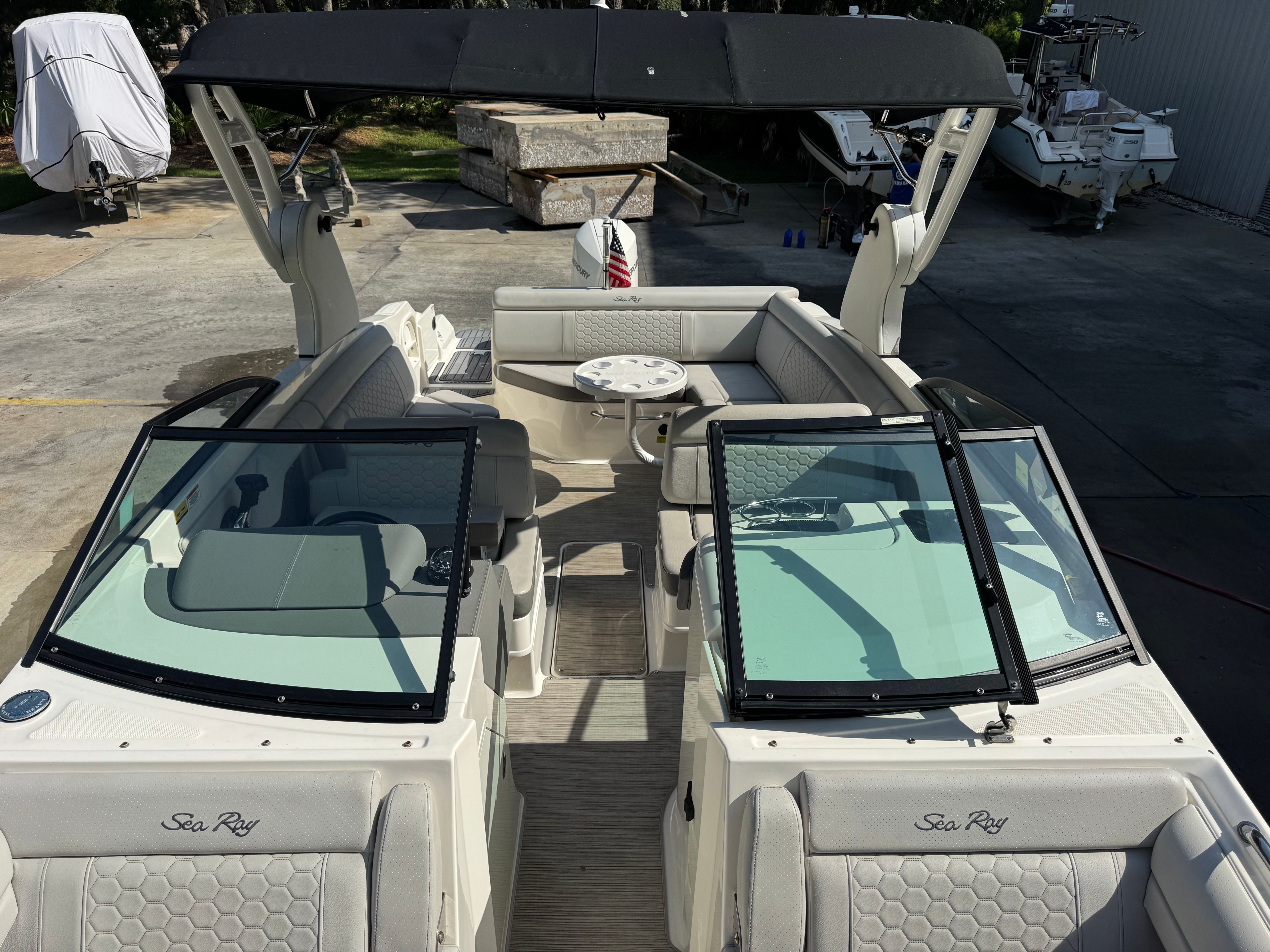 Interior view of a 2020 Sea Ray SDX 270 Outboard boat.