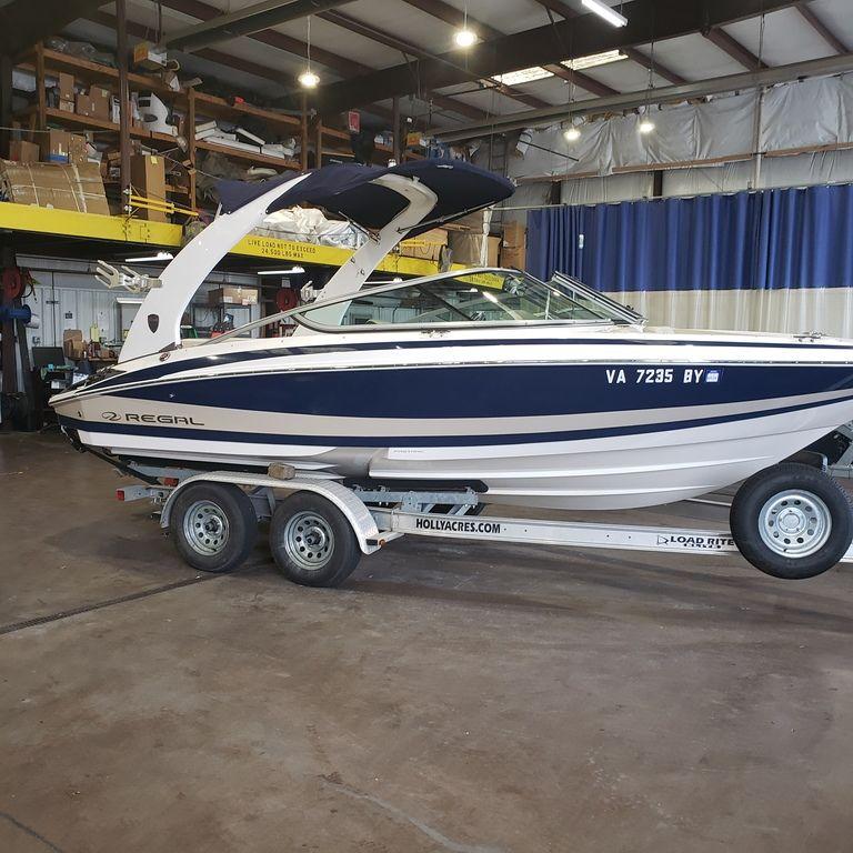 2014 Regal 2100