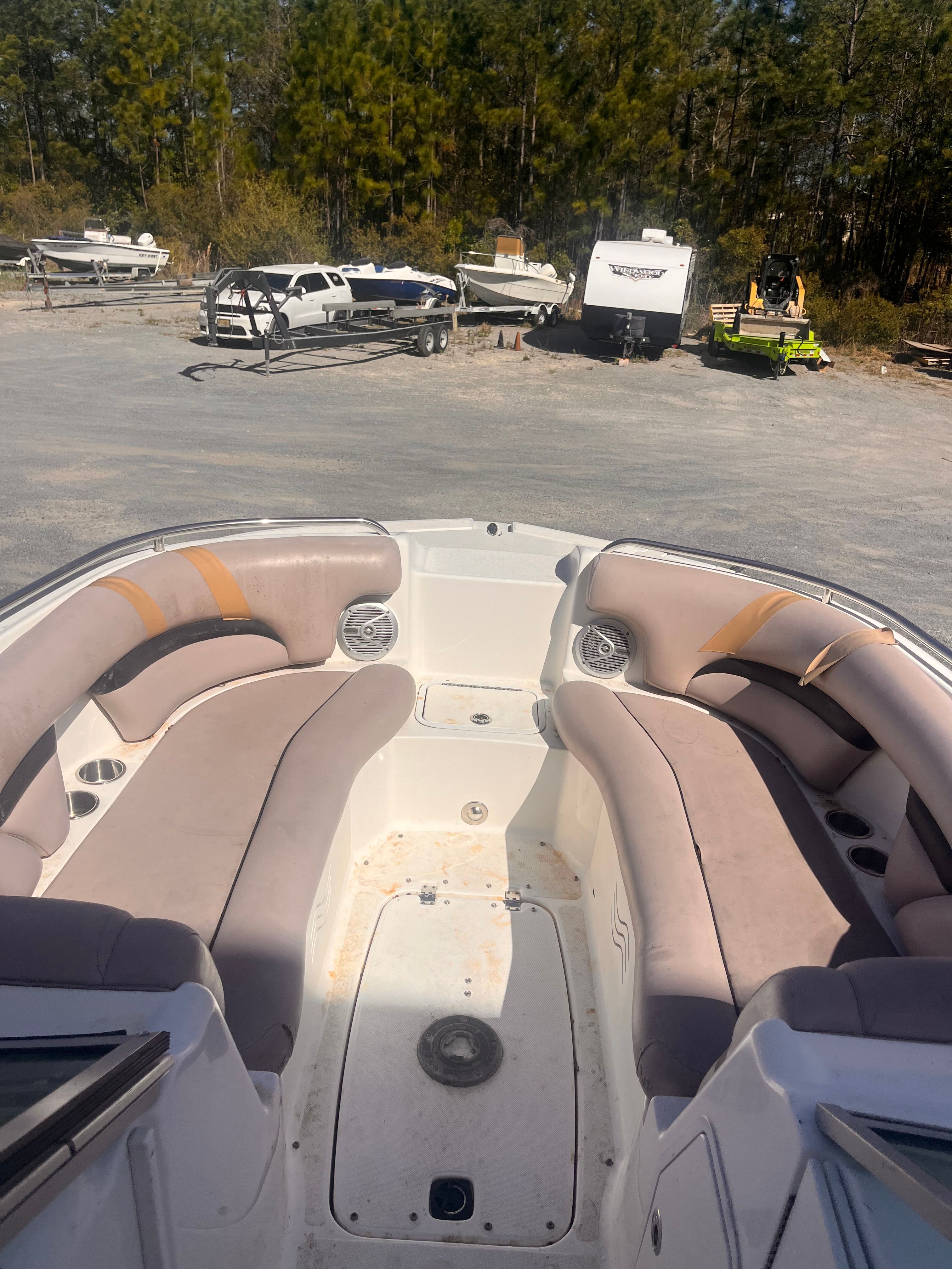 2014 Hurricane SunDeck 2400 OB - 7