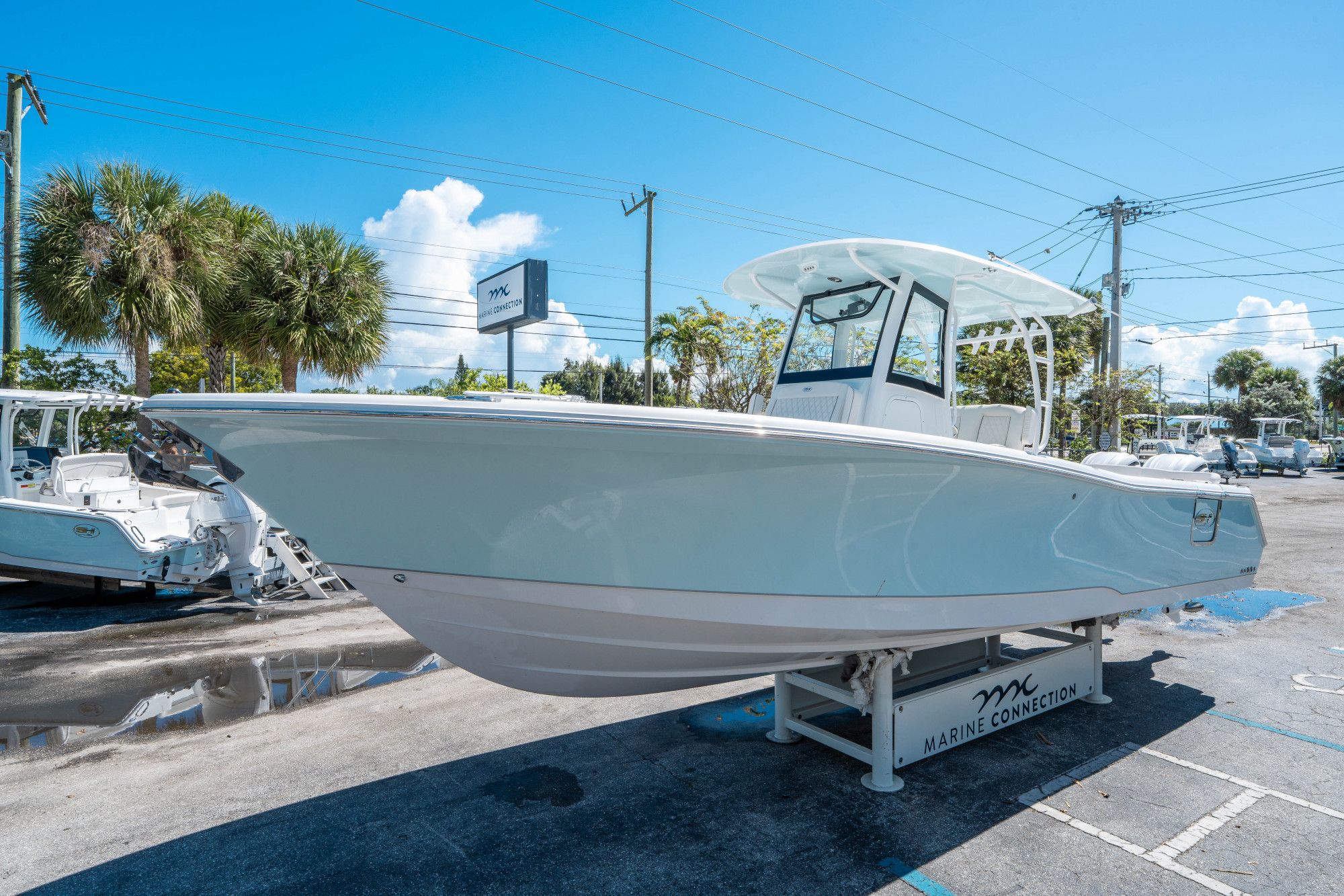 2026 Sea Hunt ULTRA 305 CB - 6