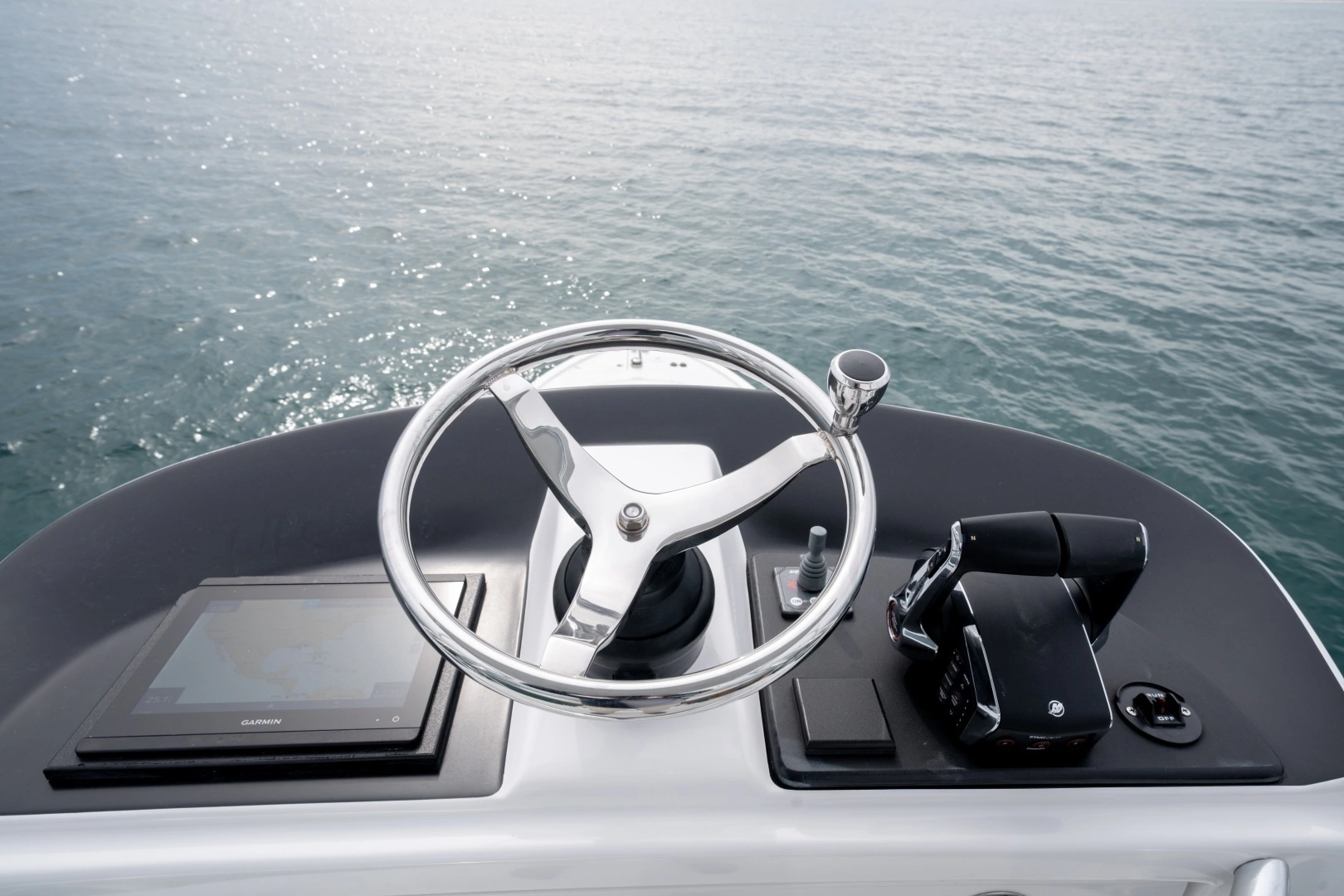 2011 Contender 40 Express - Image 24