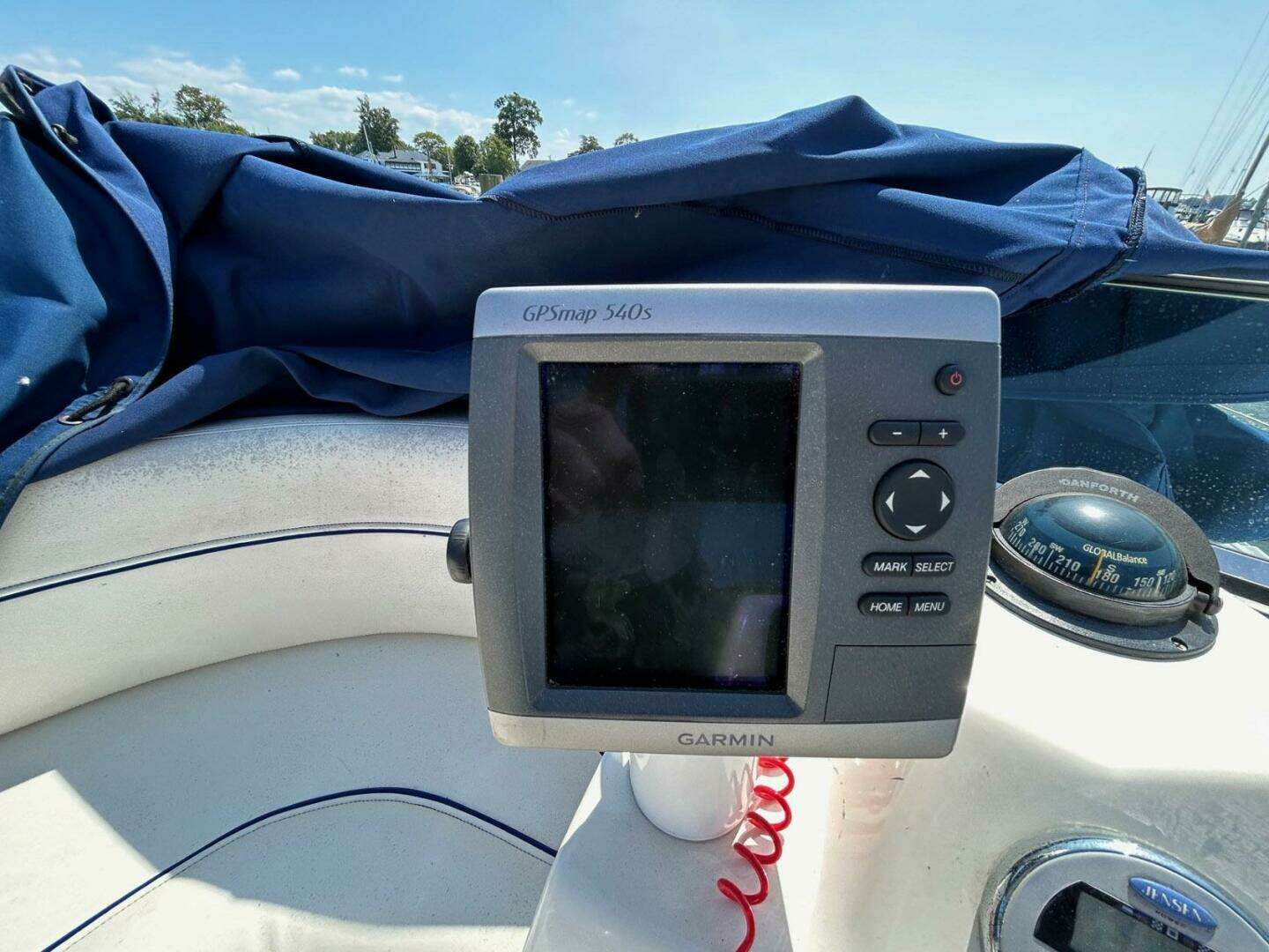 2008 Bayliner Discovery 288 - Image 19