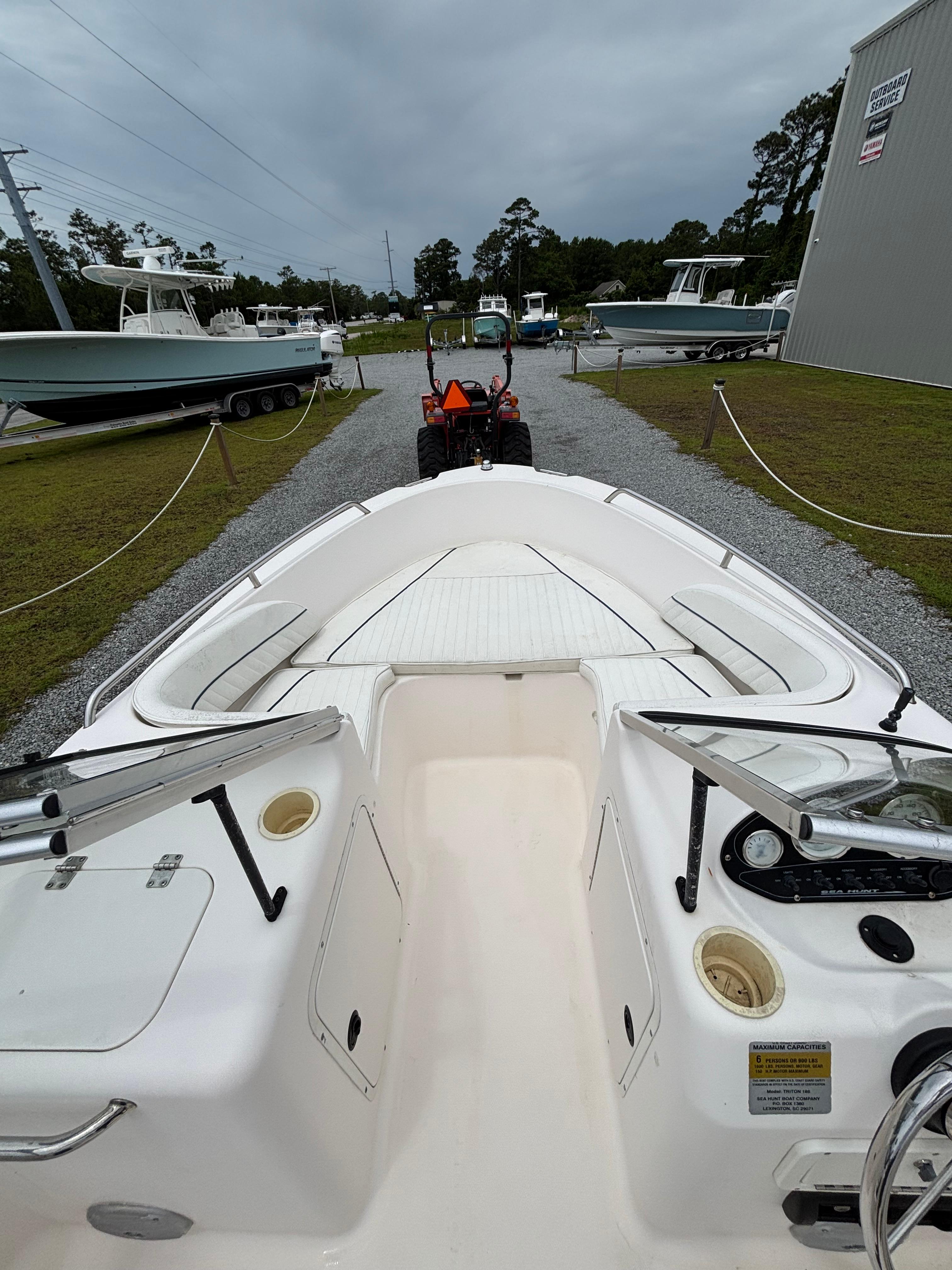 2004 Sea Hunt 186 Escape - 9