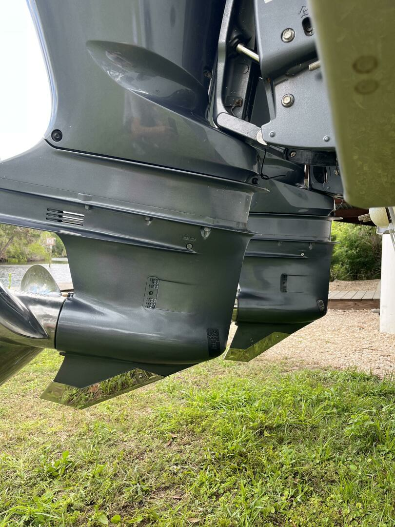 2015 Robalo R305 Walkaround - Image 18