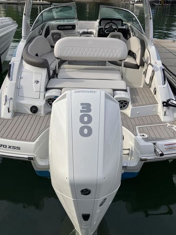 2023 Crownline 270 XSS - 11