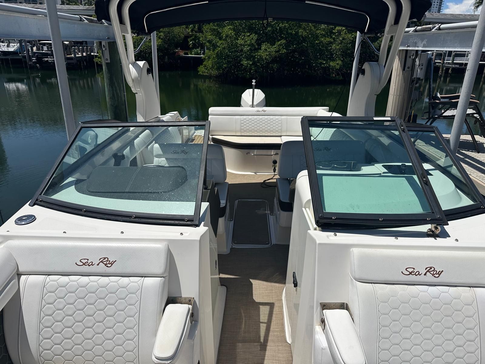 2019 Sea Ray SDX270 - 8