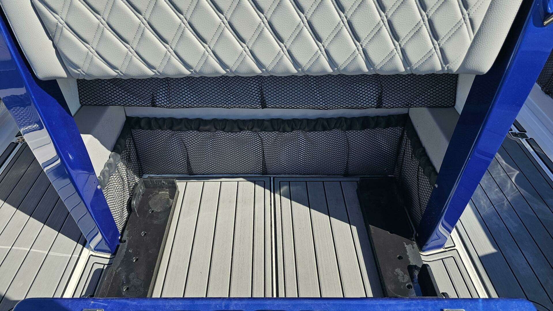 2024 Nor-Tech 390 Sport Center Console - Image 18