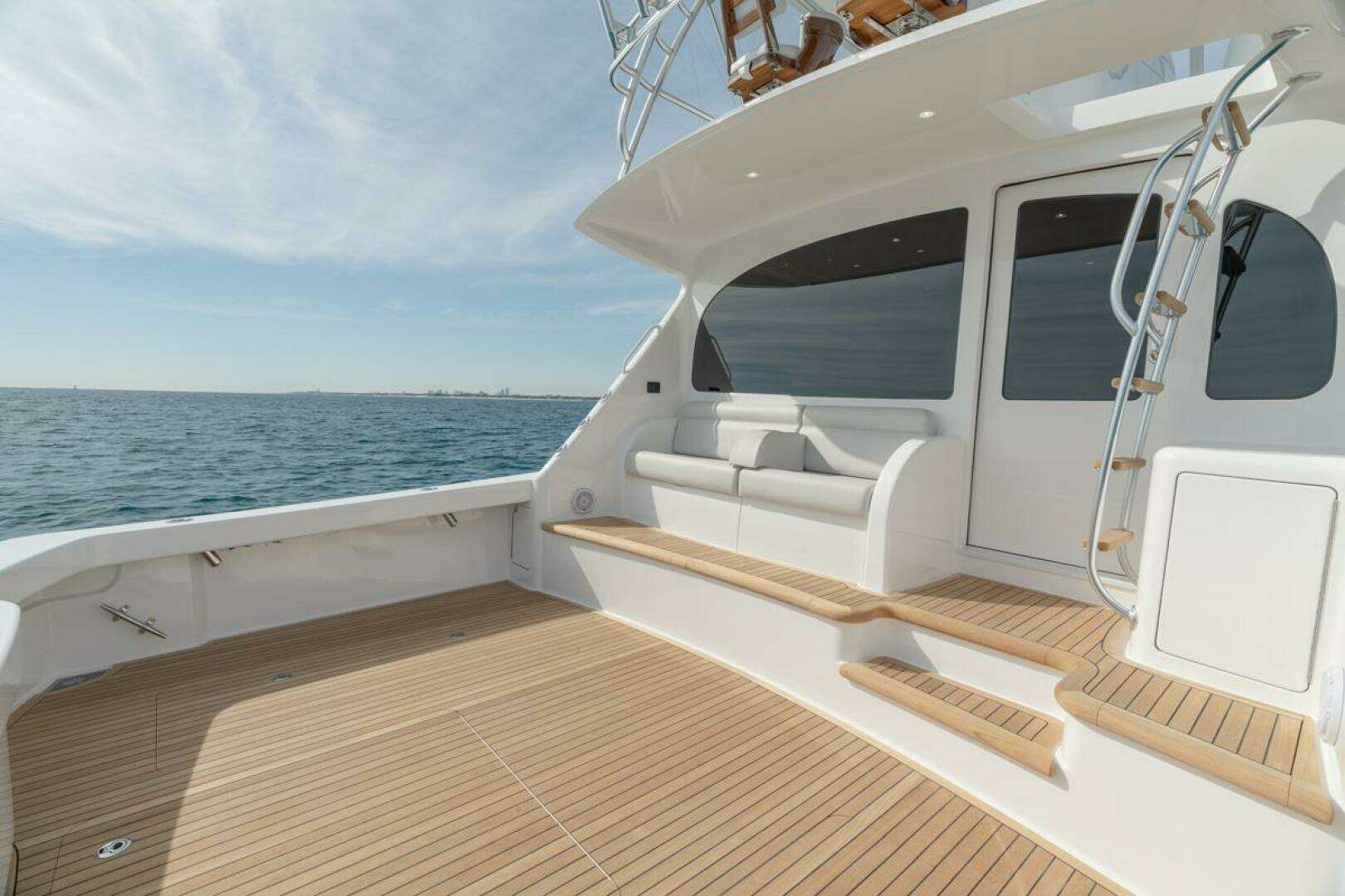 2026 Viking 54 Convertible - Image 12