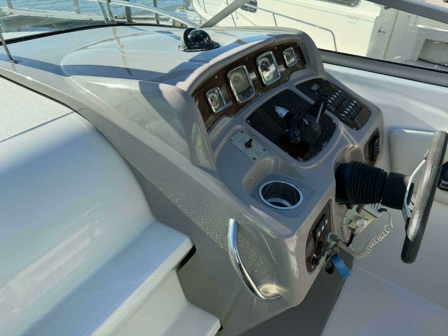 2008 Chaparral 250 Signature - Image 20