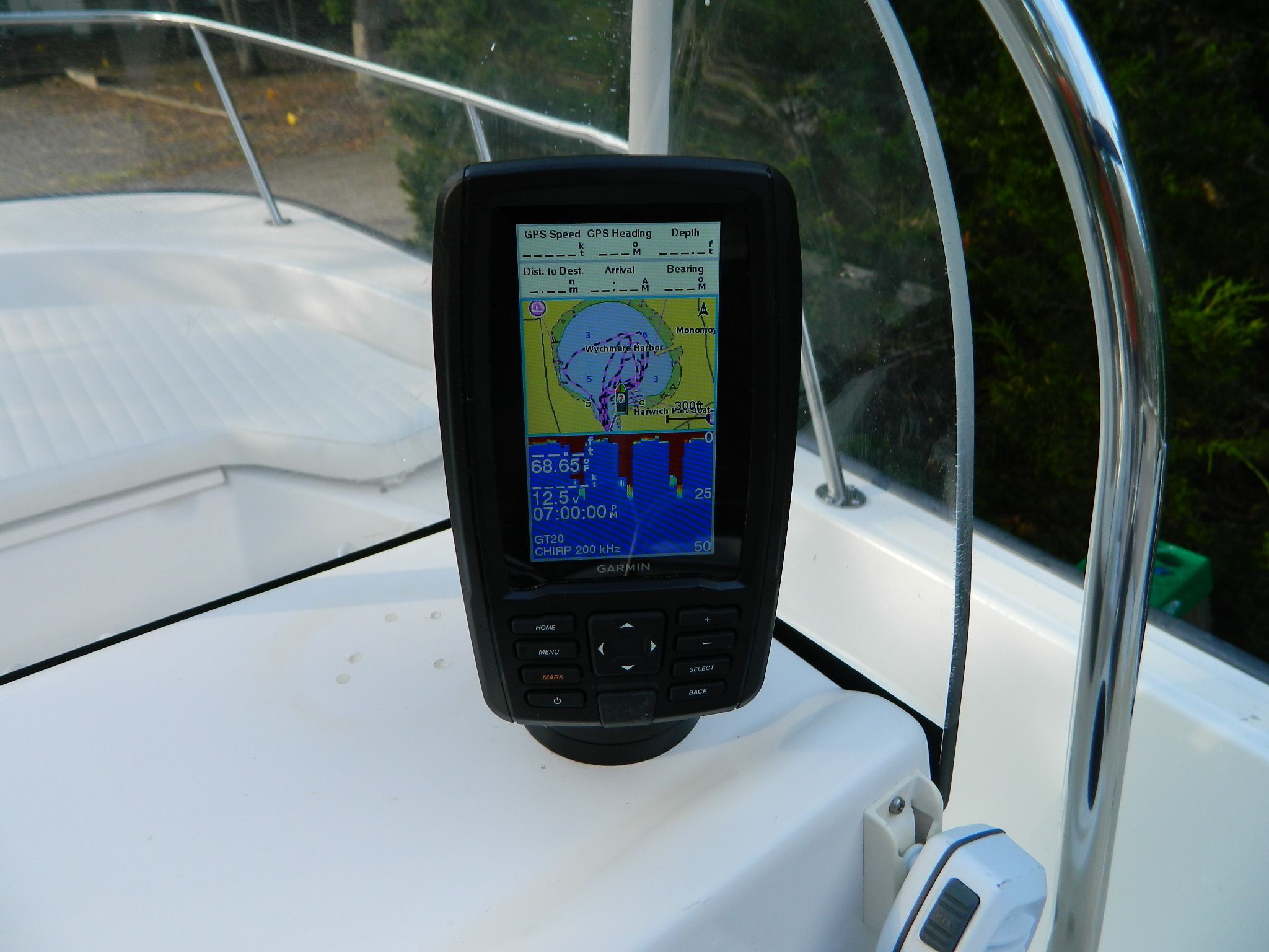 2003 Boston Whaler 170 Montauk - 6