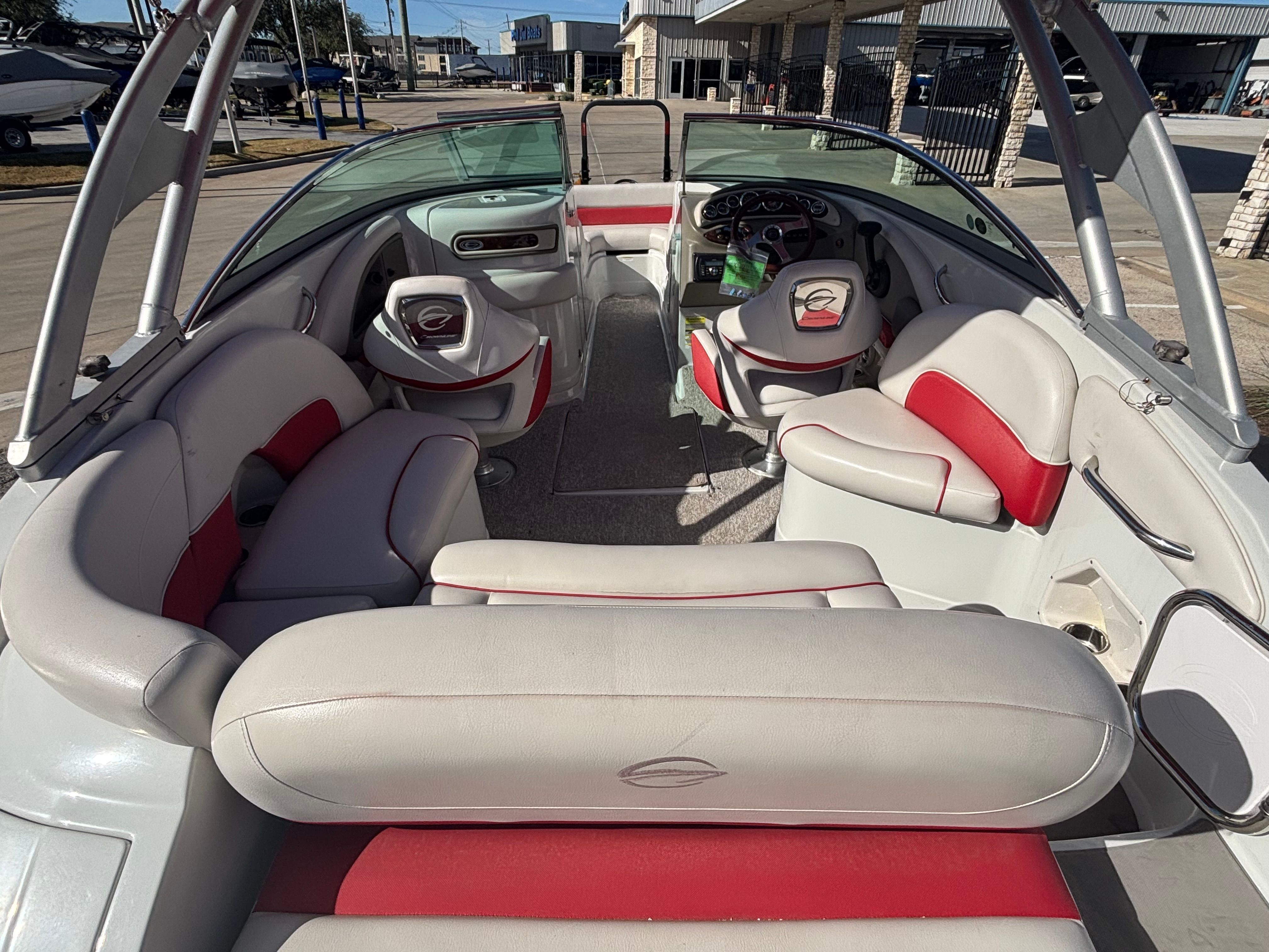 2014 CROWNLINE E2 - Image 10