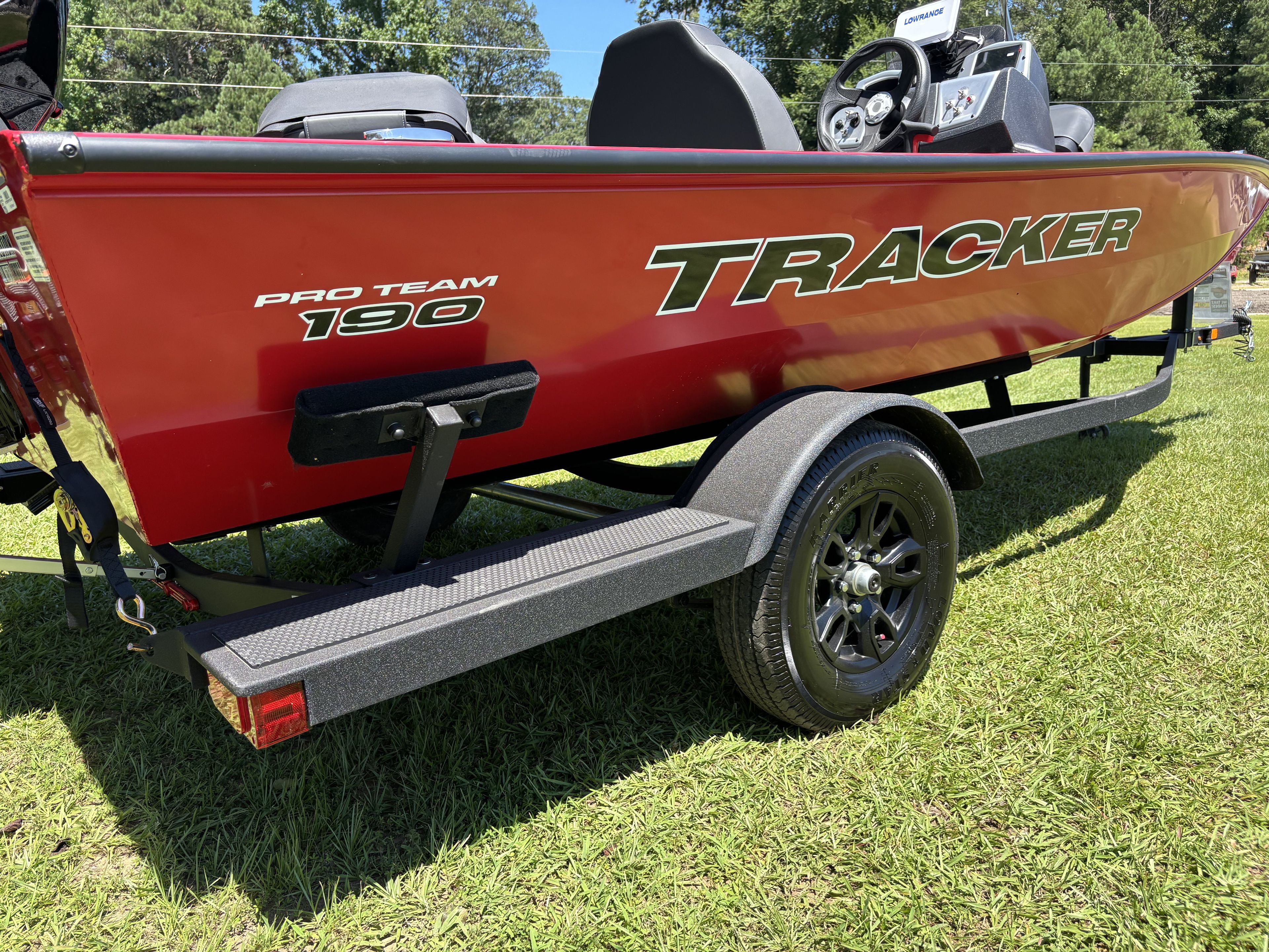 2026 Tracker Pro Team 190 - 10