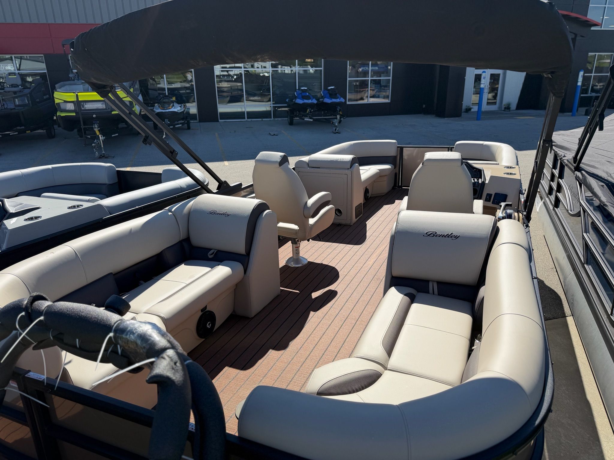 2026 Bentley Pontoons Legacy 240 Navigator - 4