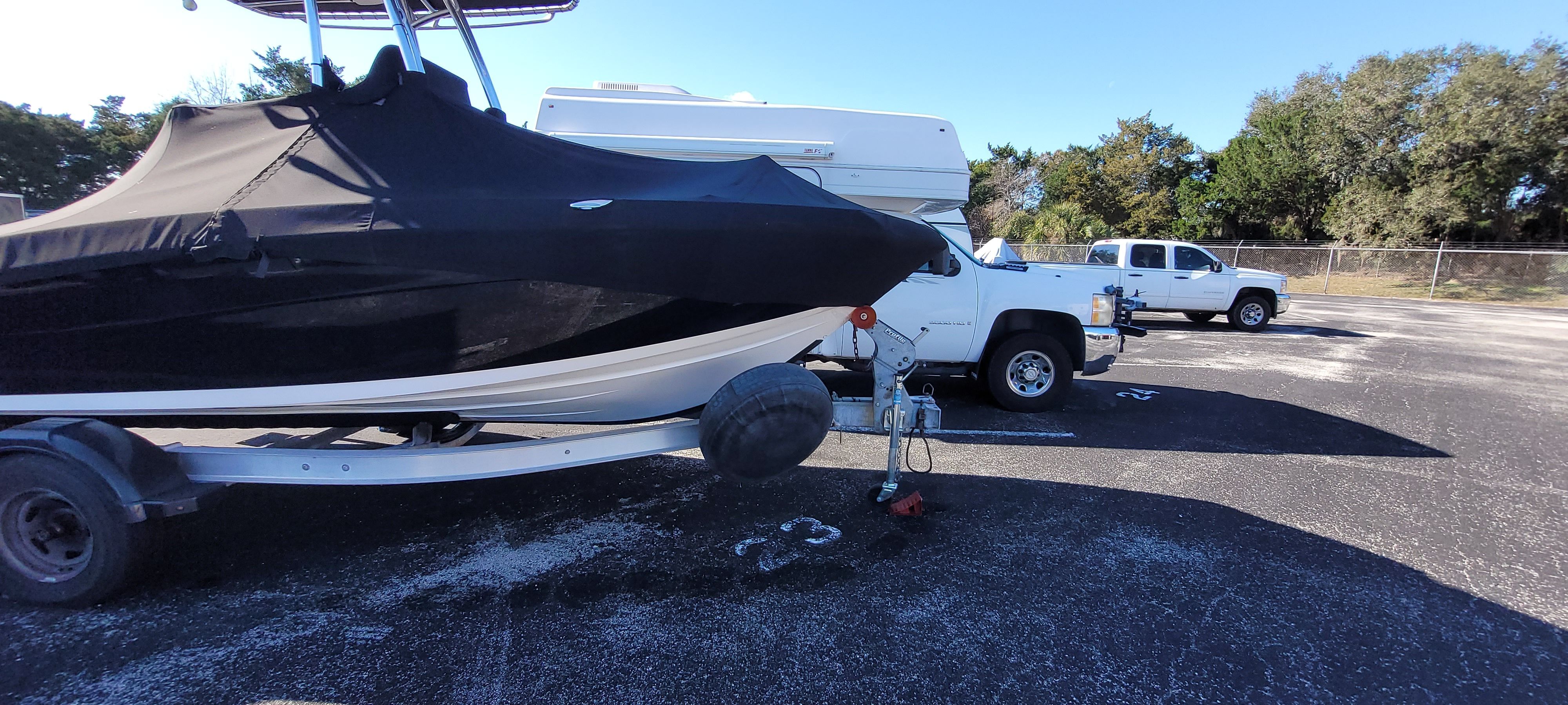 2018 Yamaha Boats 190 FSH Deluxe - 13