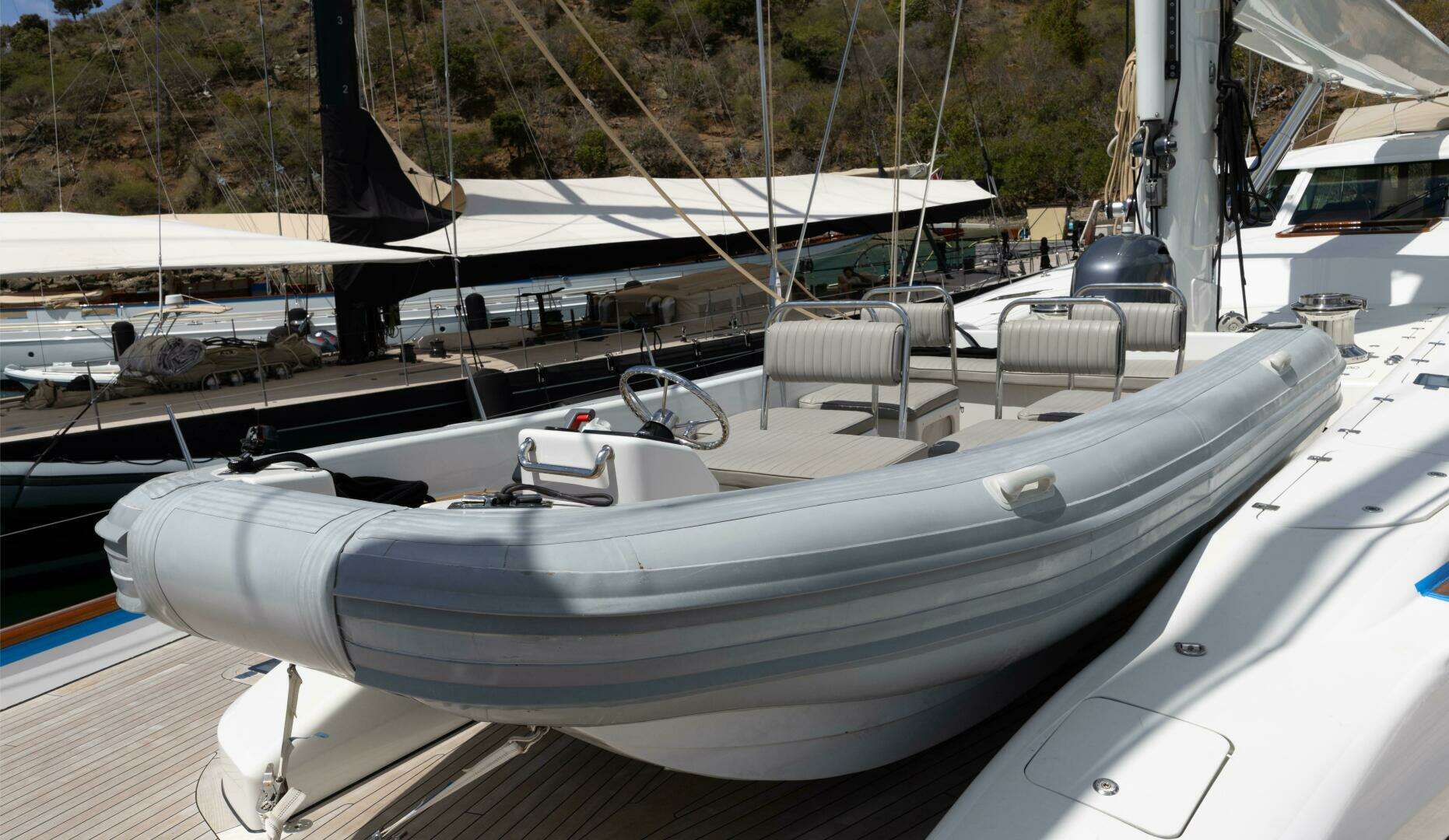 2001 Vitters Aft Cockpit - Image 48