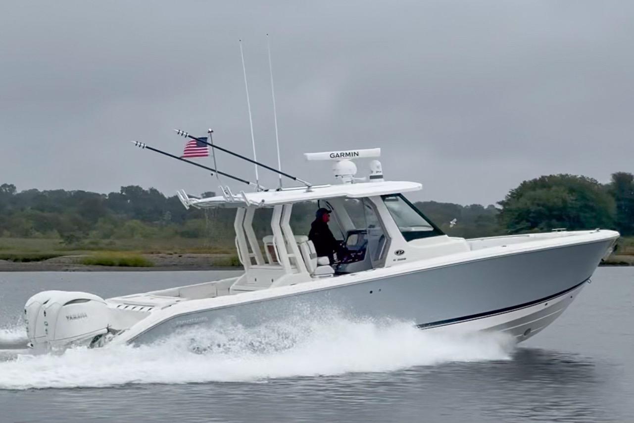 2026 Pursuit S 328 Sport