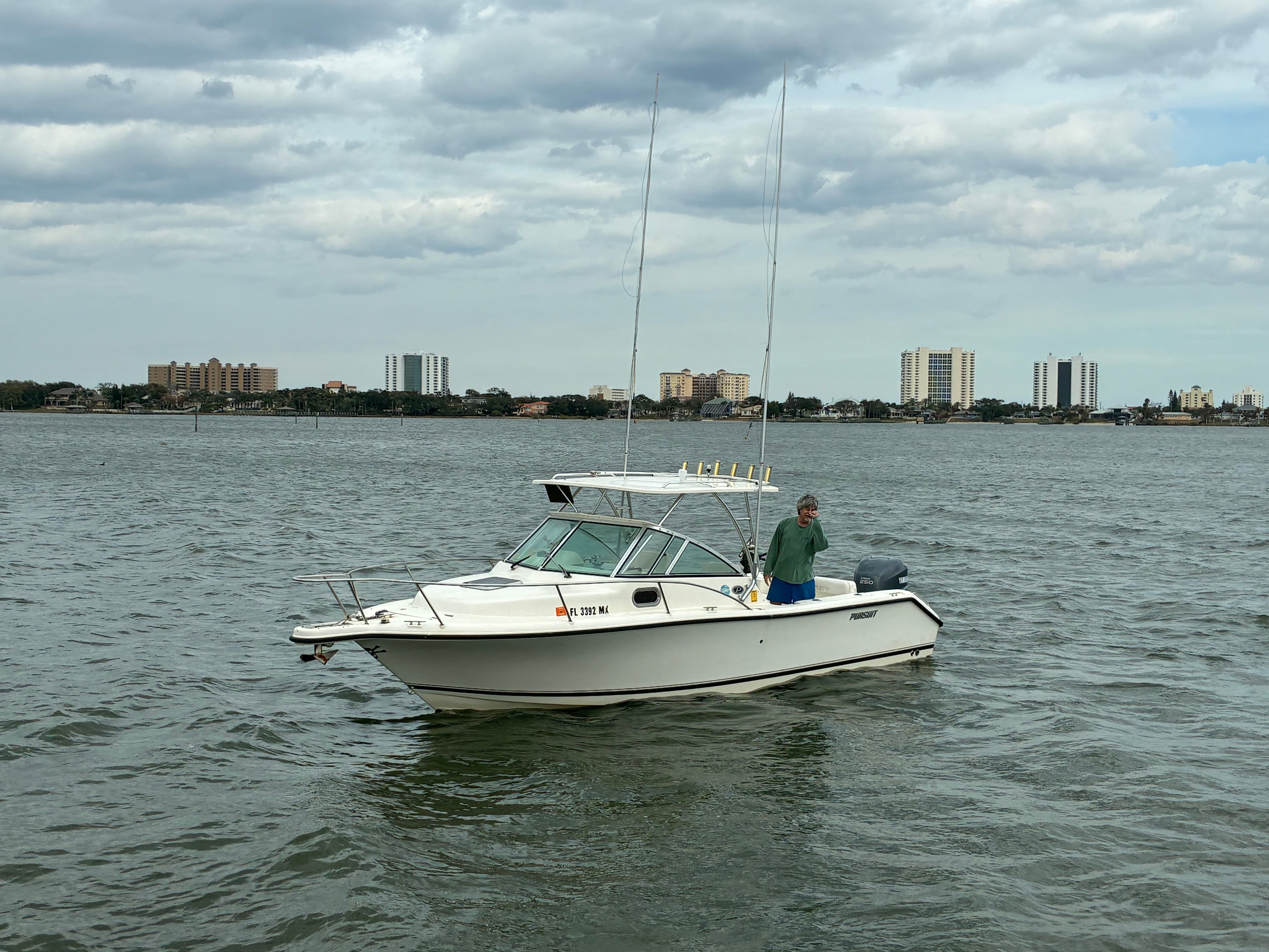 2005 Pursuit 2570 Offshore - 18