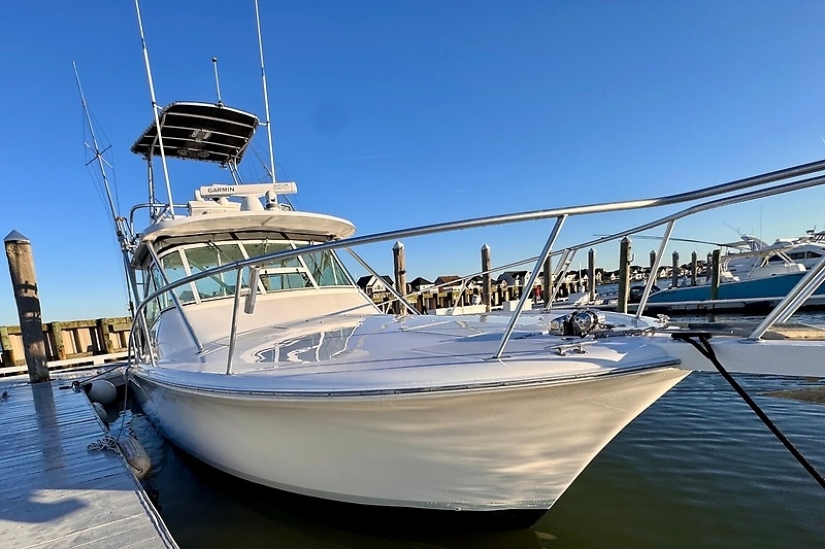 2005 Luhrs 32 Express - Image 3