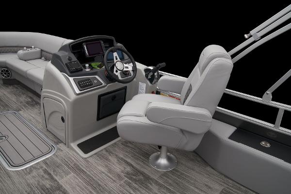 2025 Ranger Reata 223FC - 30