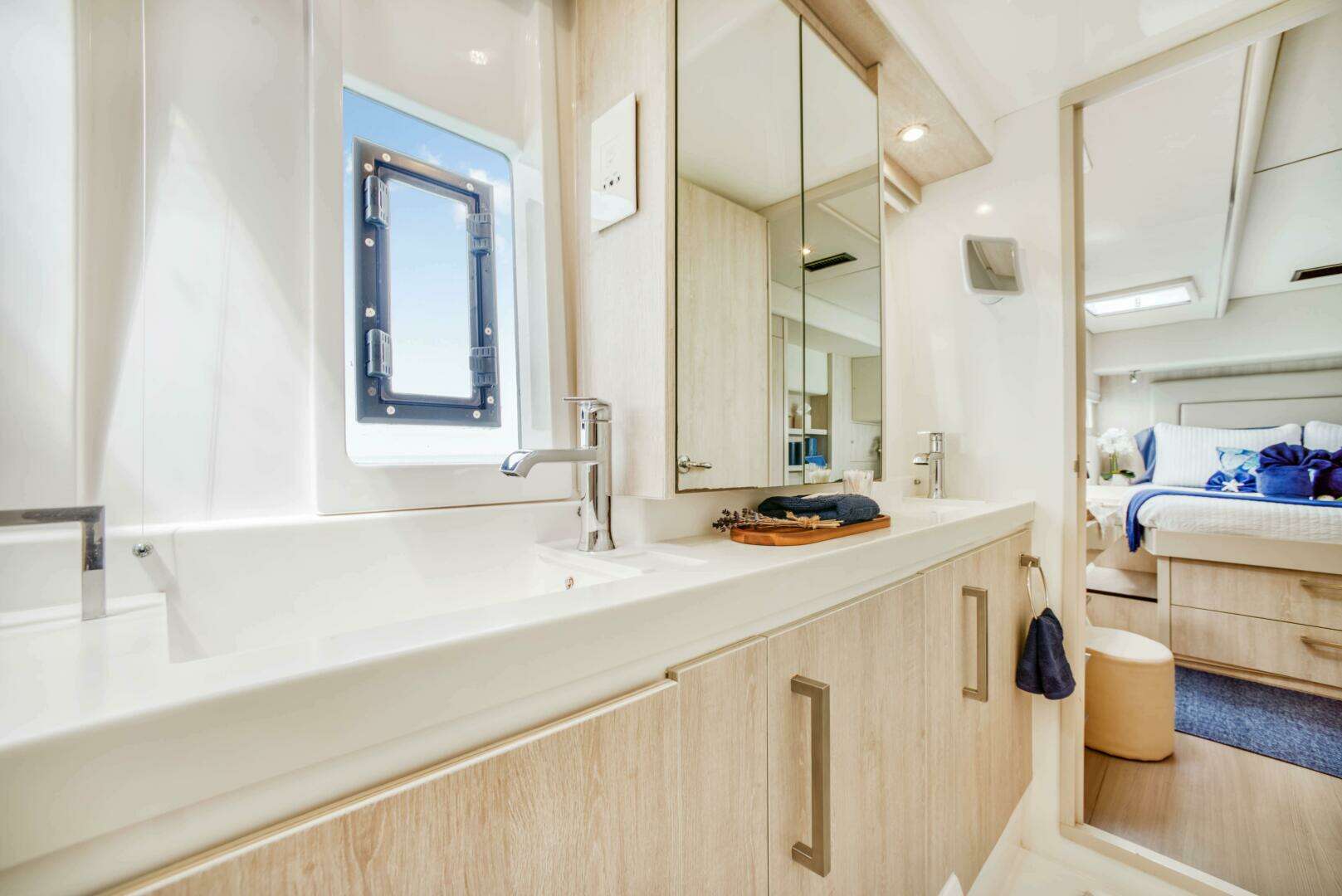 2016 Leopard 58 Catamaran - Image 35