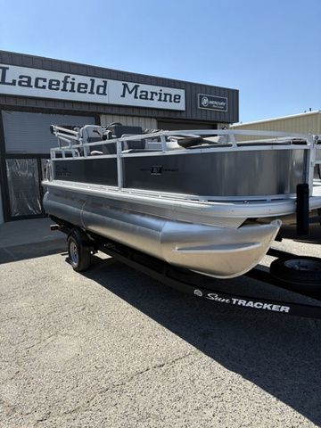 2026 Sun Tracker Bass Buggy 18 DLX