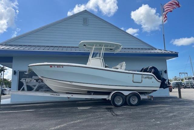 2021 Mako 236 Center Console