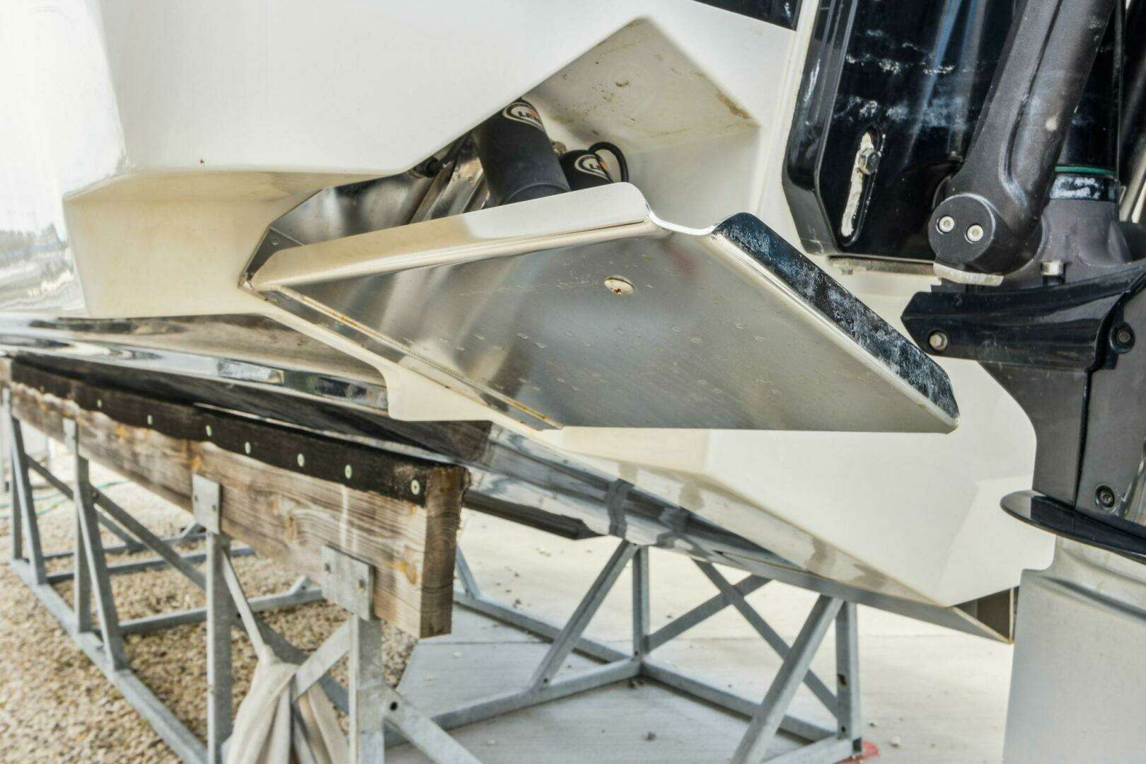 2023 Wellcraft 352 Fisherman Center Console - Image 7