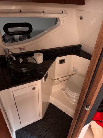 2022 Sea Ray Sundancer 370 - 11