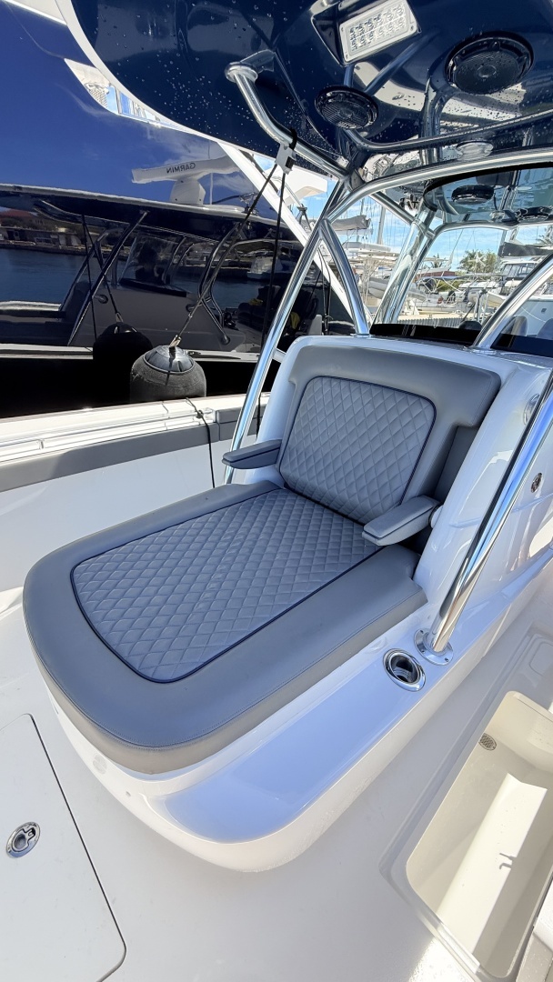 2026 Valhalla Boatworks V33 - Image 7