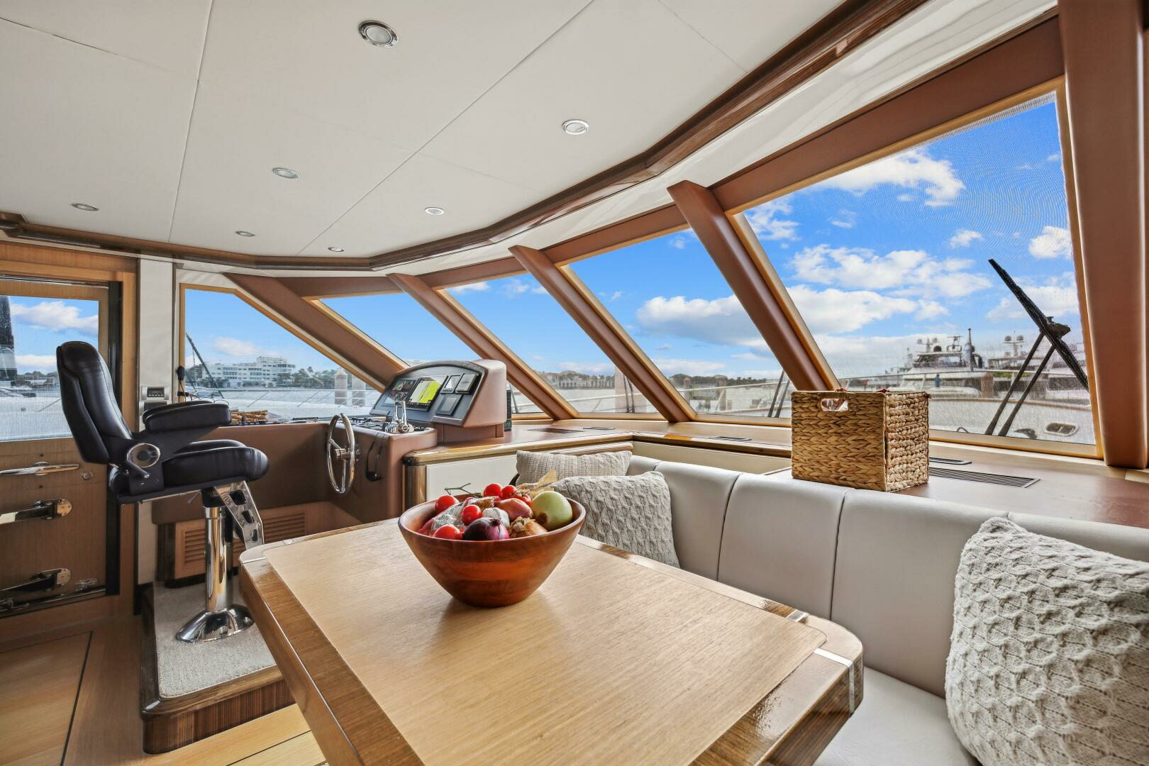 2010 Ocean Alexander 83 - Image 56