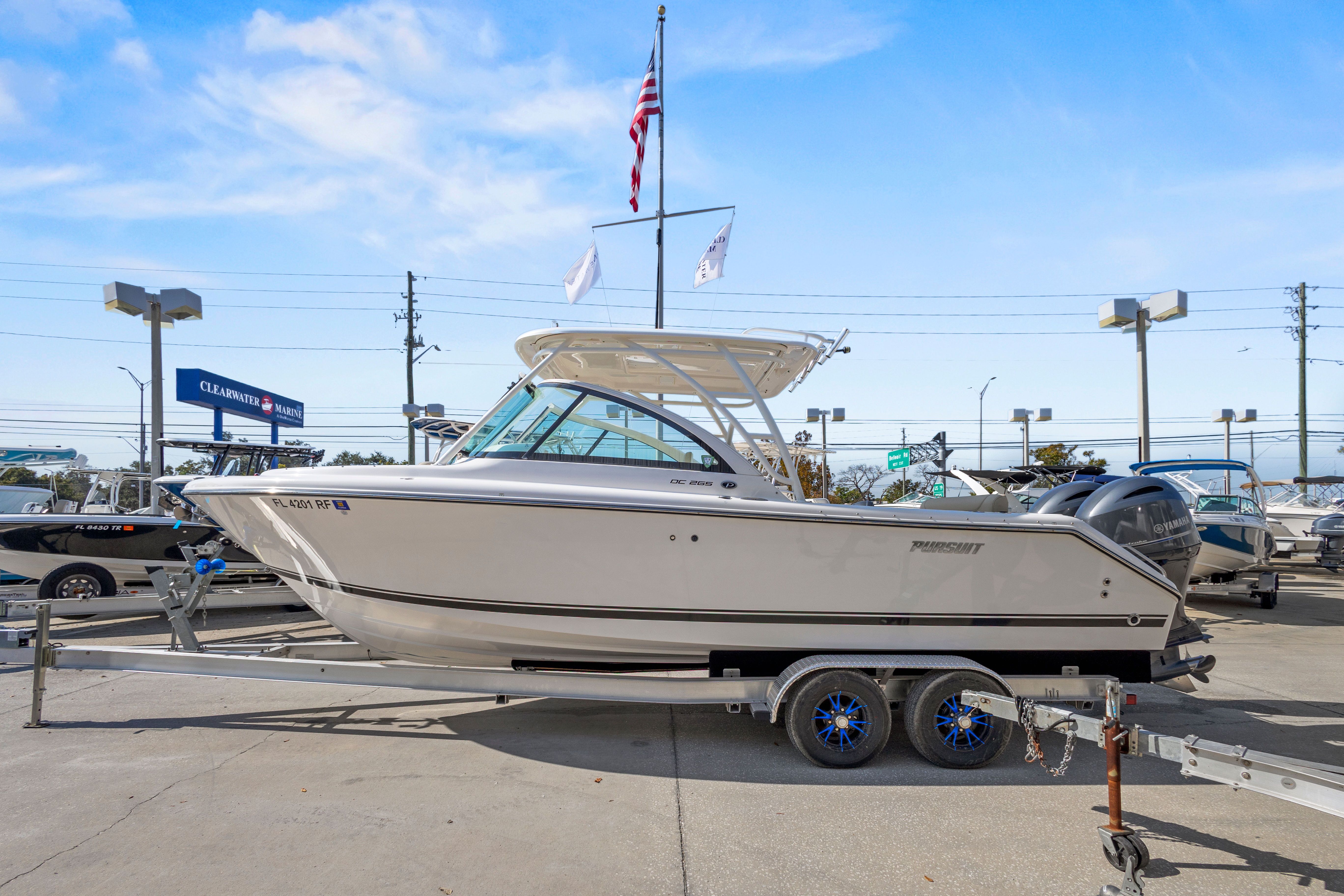 2017 Pursuit DC 265 Dual Console