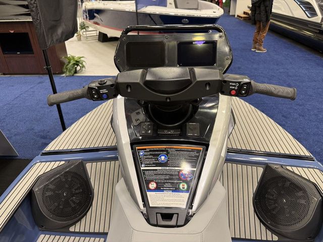 2026 Yamaha WaveRunner Crosswave® - 16