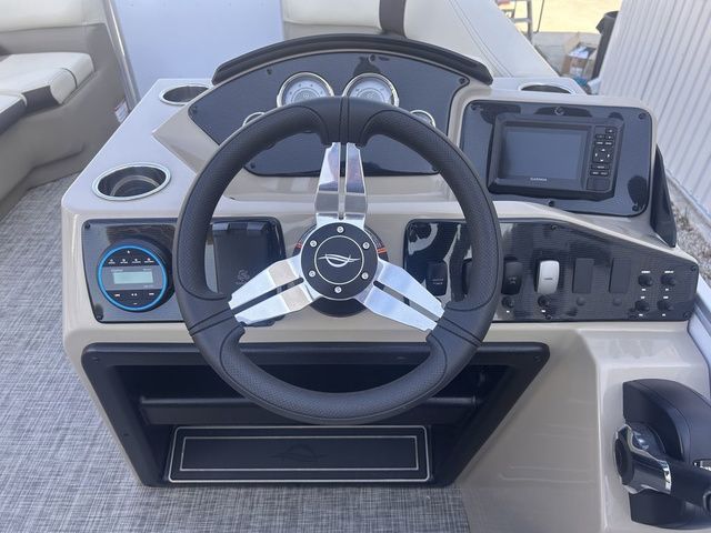 2026 SunCatcher Select 18C - 10