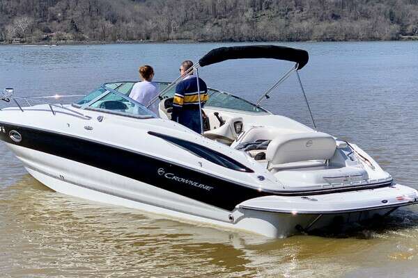 2011 Crownline