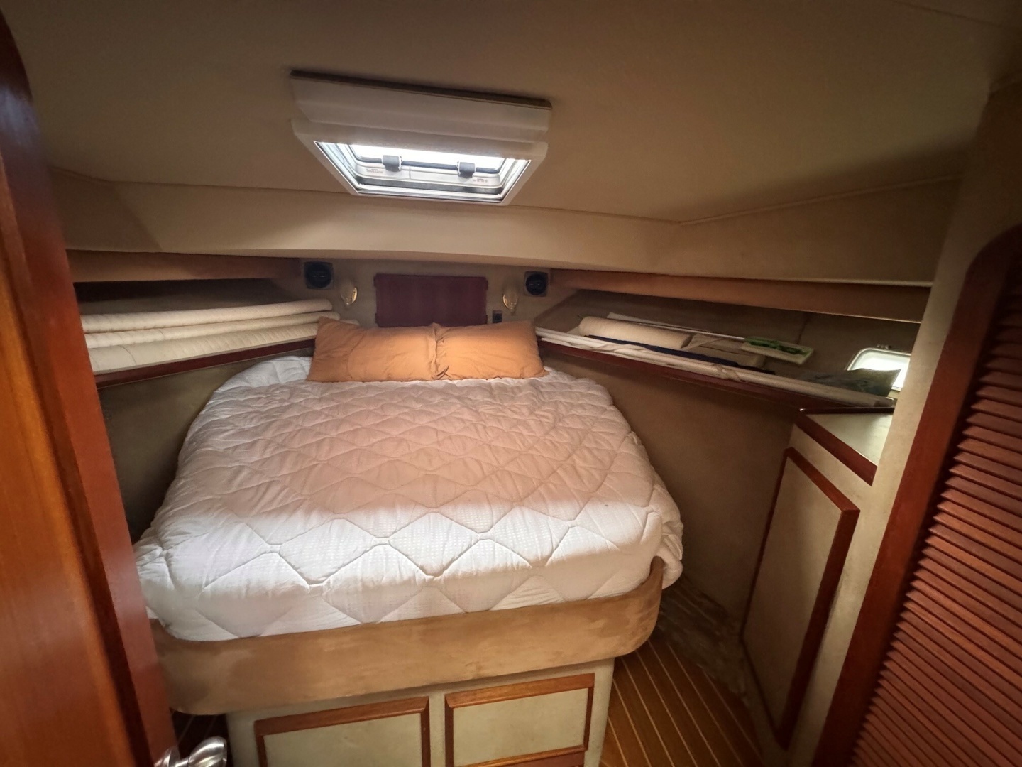 1987 Chris-Craft 44 Sedan - Image 15