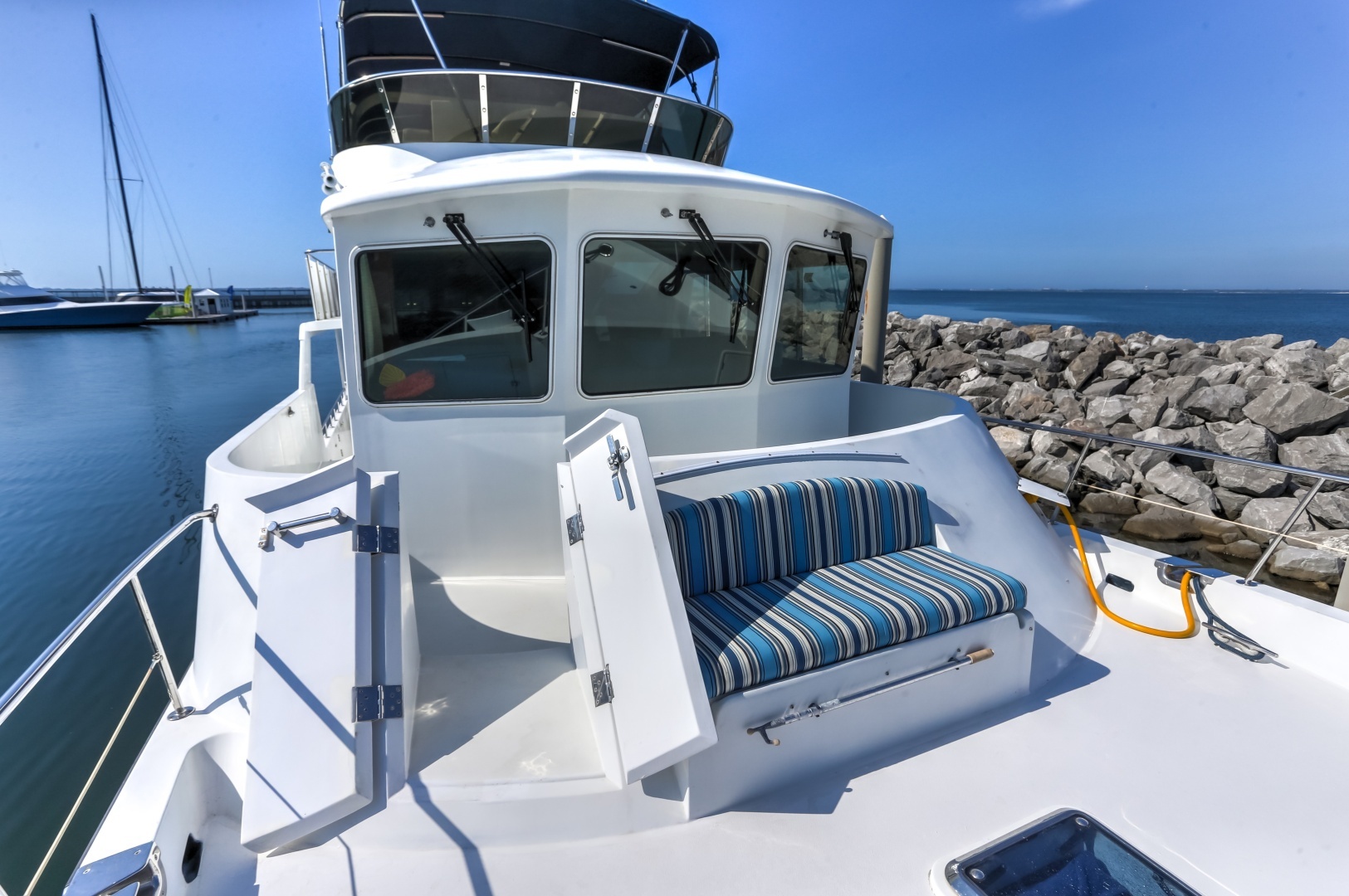 2003 Jefferson 57 Pilothouse - Image 13