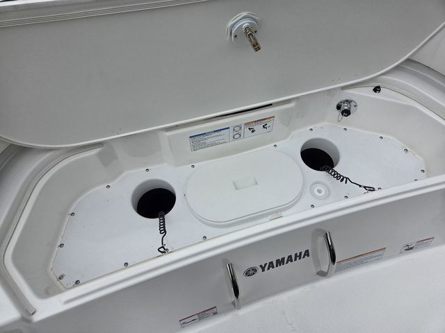 2026 Yamaha Boats 255 FSH Sport E - 7