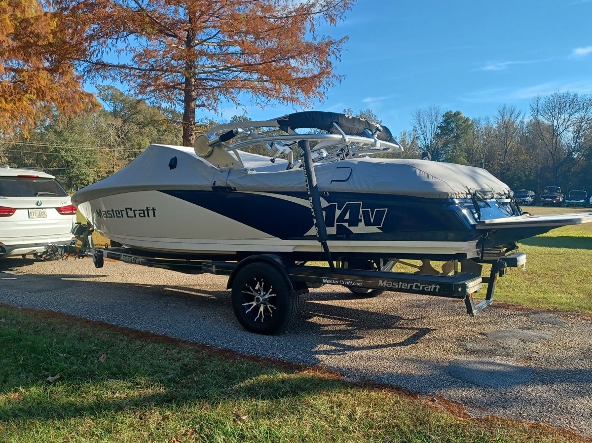 2013 MasterCraft X-14V - 11