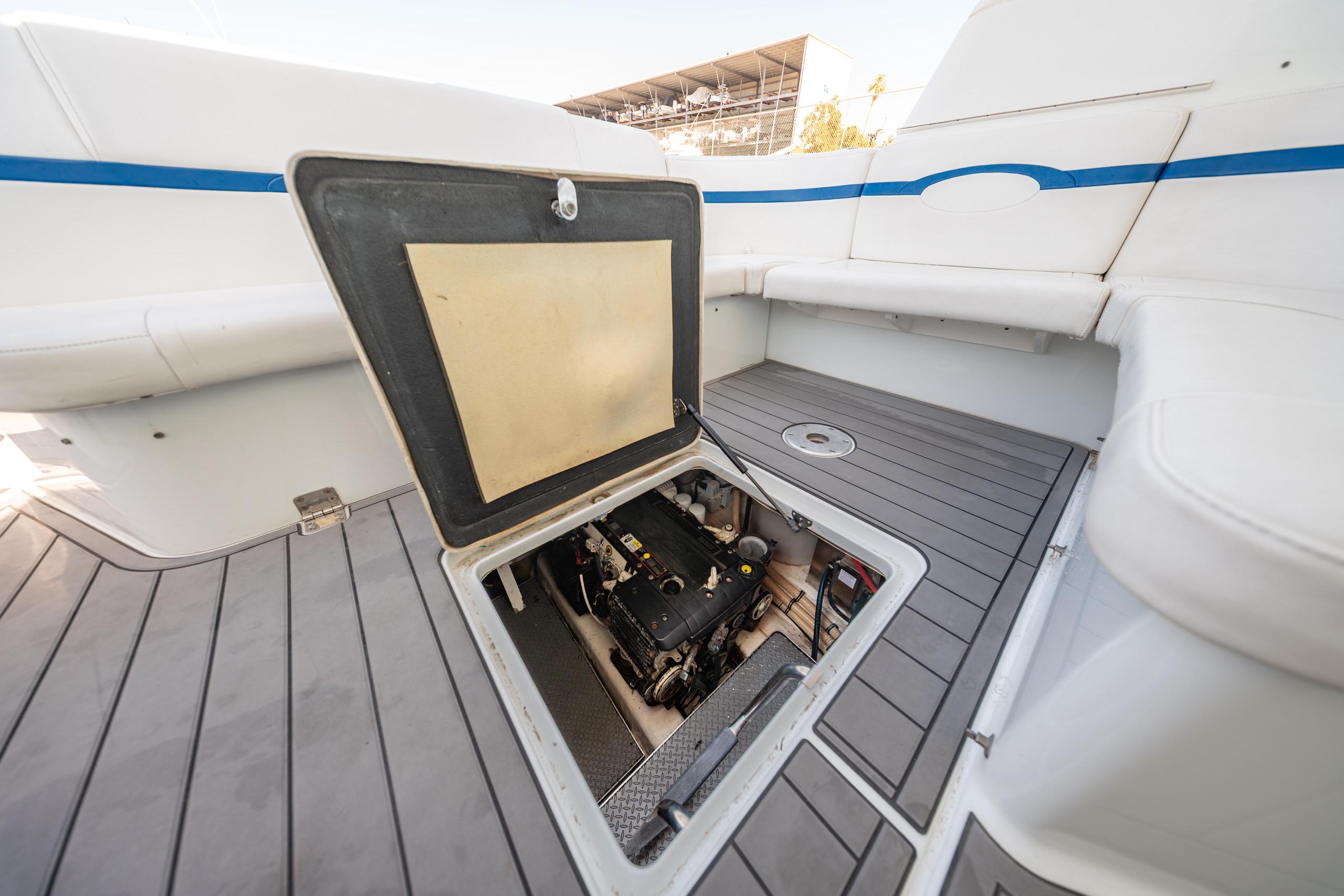 2007 Formula 45 Yacht - 81