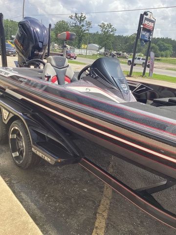 2018 Skeeter FX21 - 18