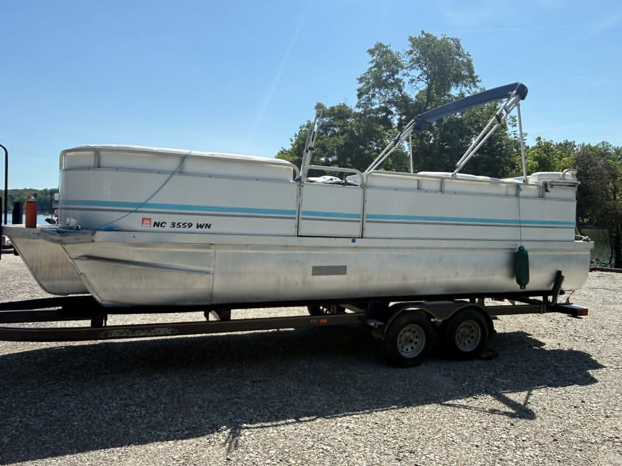 2001 Sundancer Poontoons 260D Legand - 7