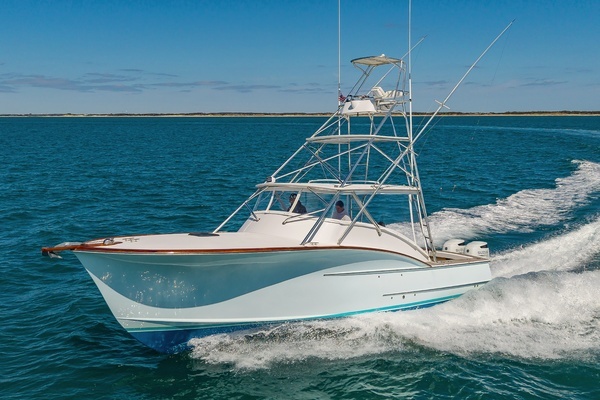 2009 Custom Carolina 36 Express