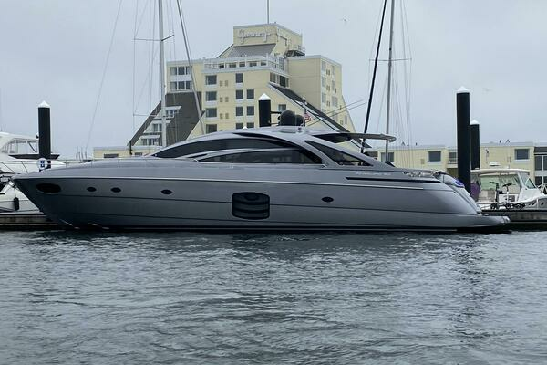 2016 Pershing 70