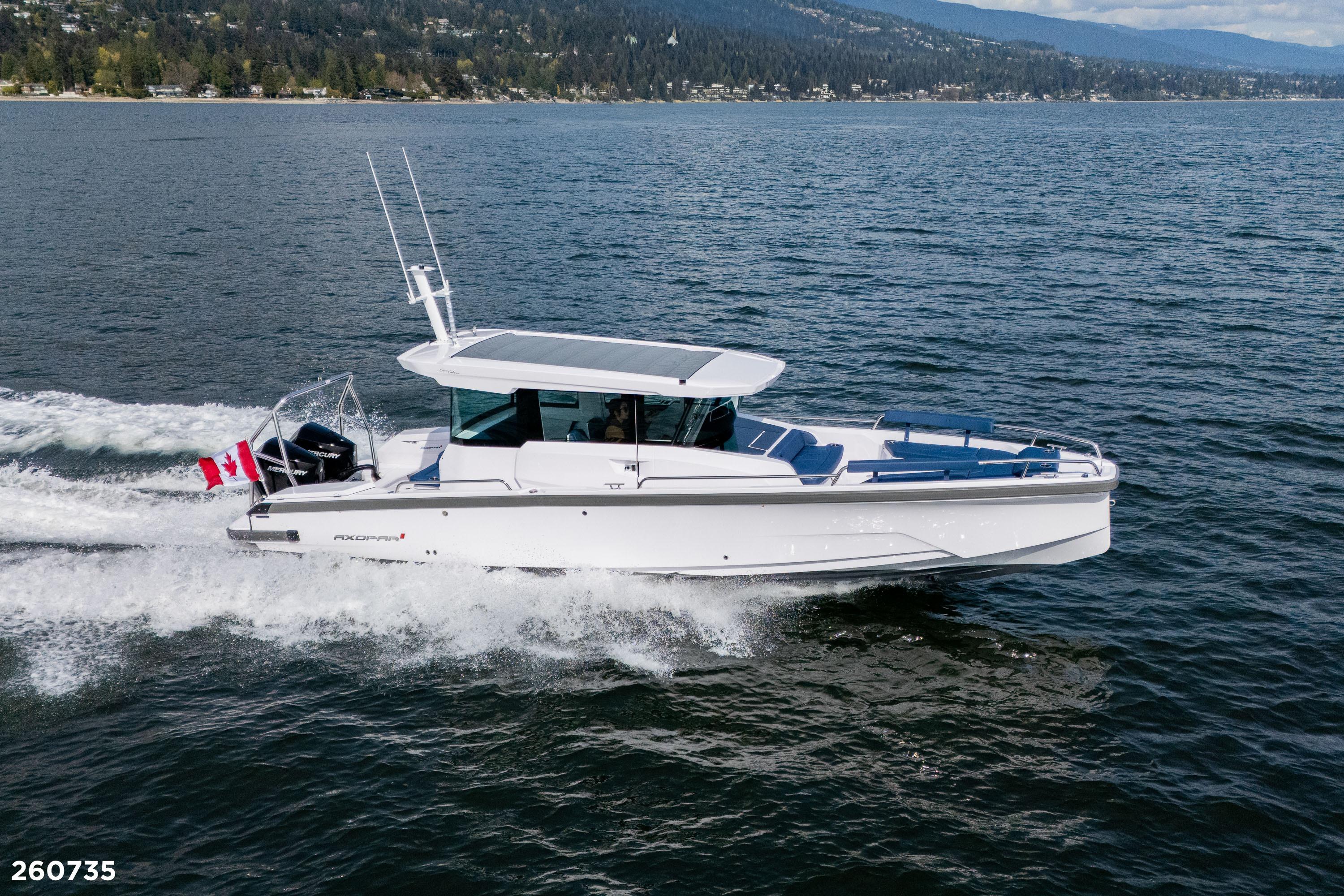 2026 Axopar 29 XC Cross Cabin