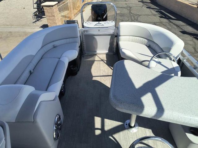 2025 Tahoe LTZ Entertainer 25 FT - 25