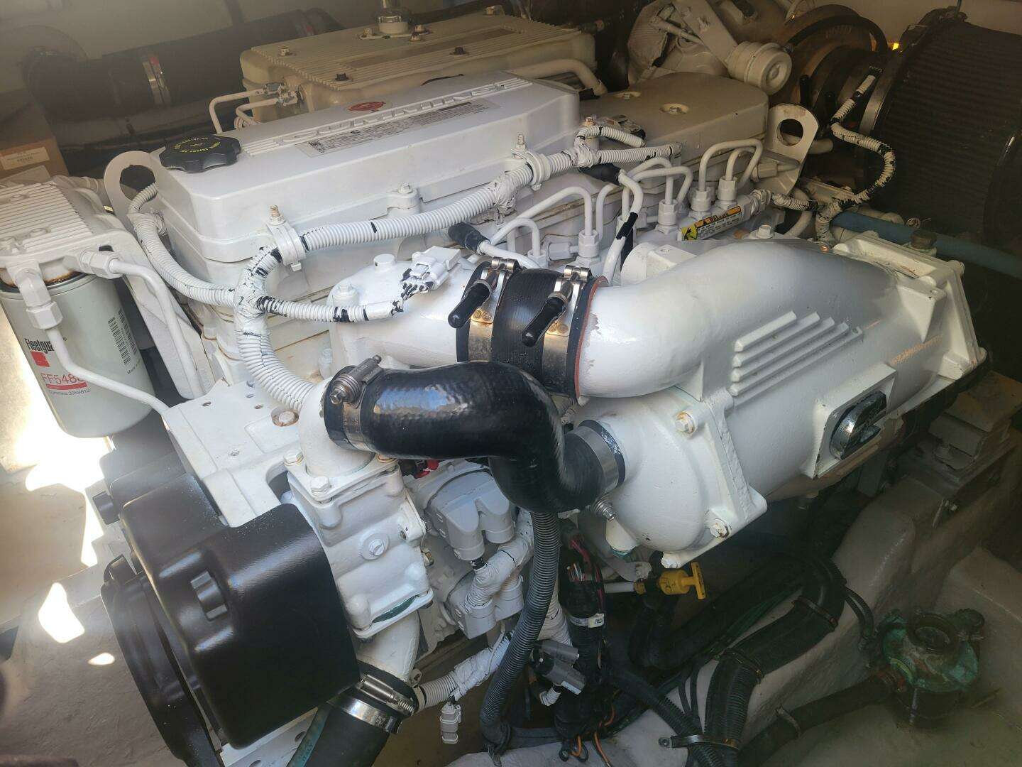 2017 Sea Ray Sundancer 460 - Image 29