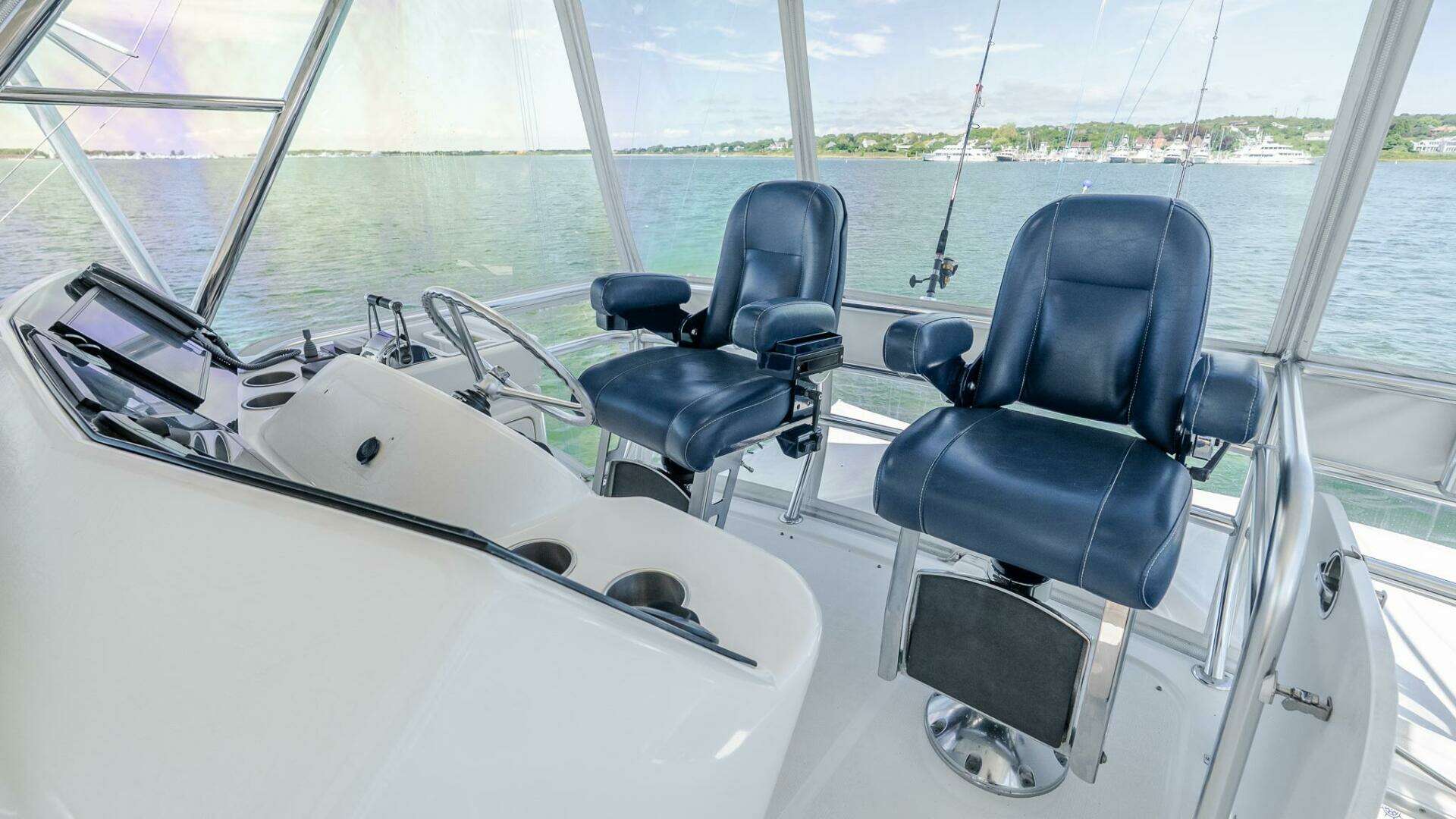 2005 Riviera 51 Flybridge - Image 20