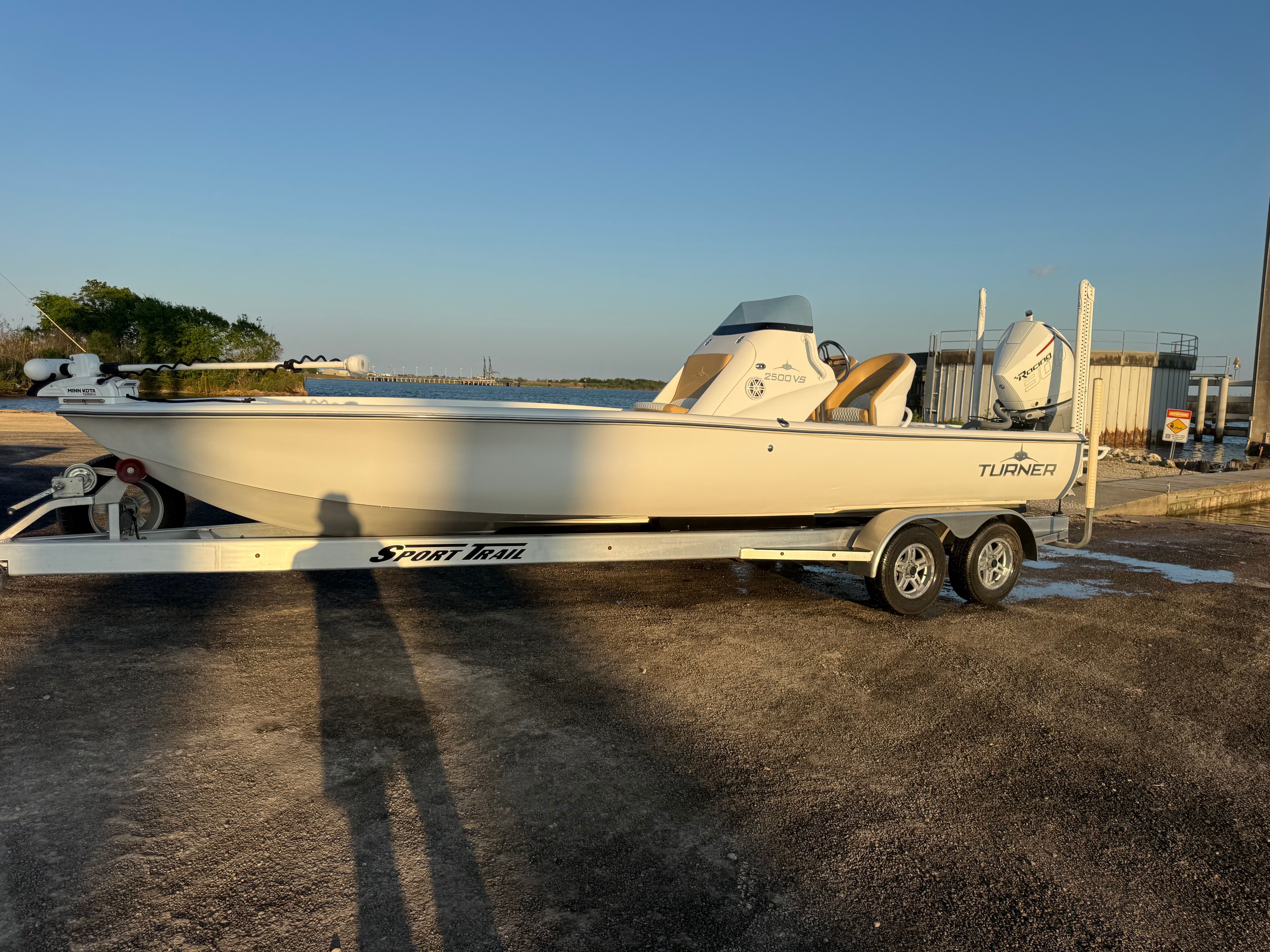 2022 Turner Boatworks 2500 VS - 2