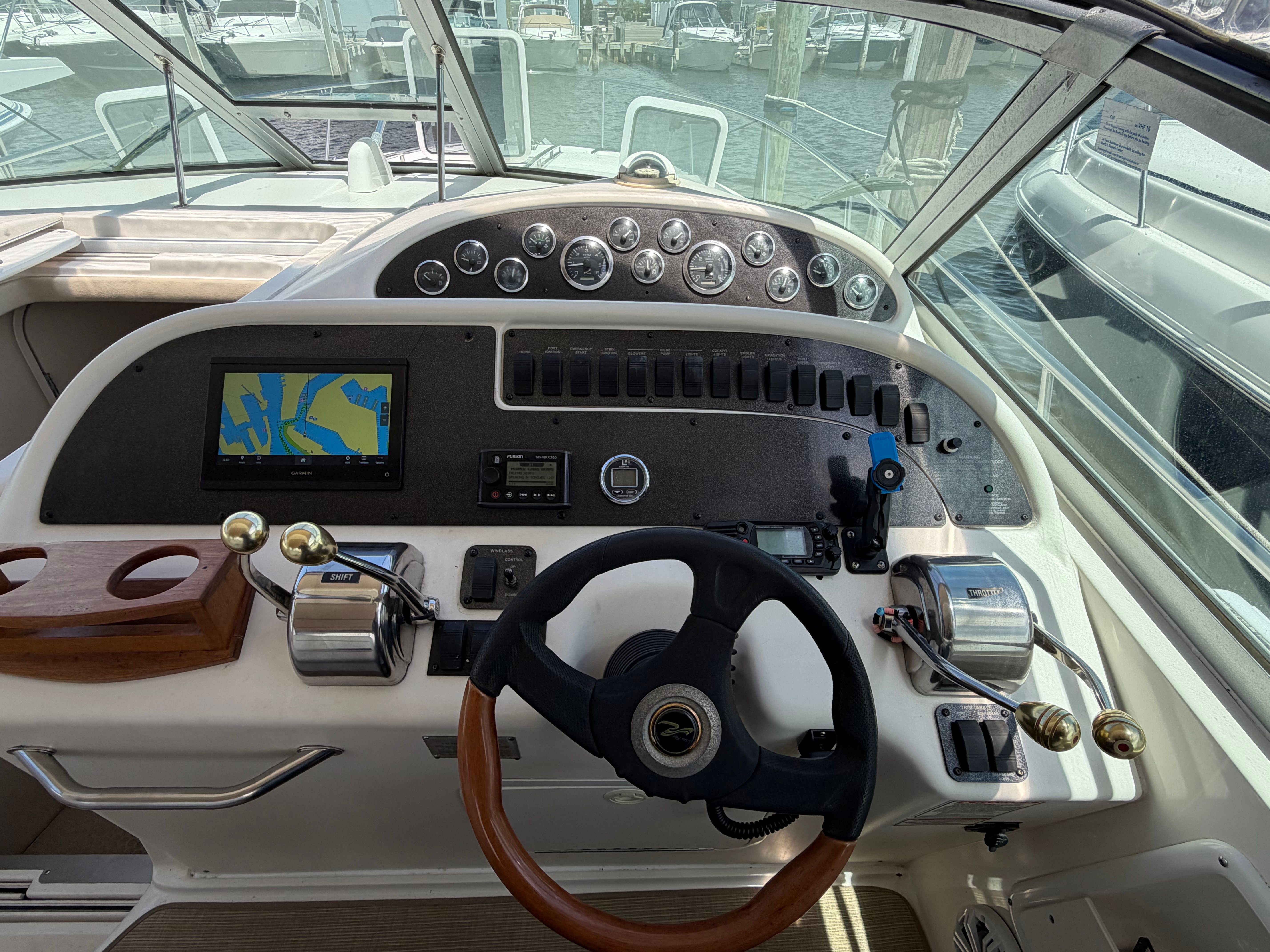 2001 Sea Ray Sundancer 310 - 9