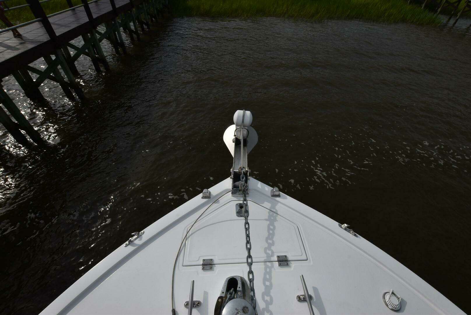 2001 Carolina Classic 28 Express Fisherman - Image 2